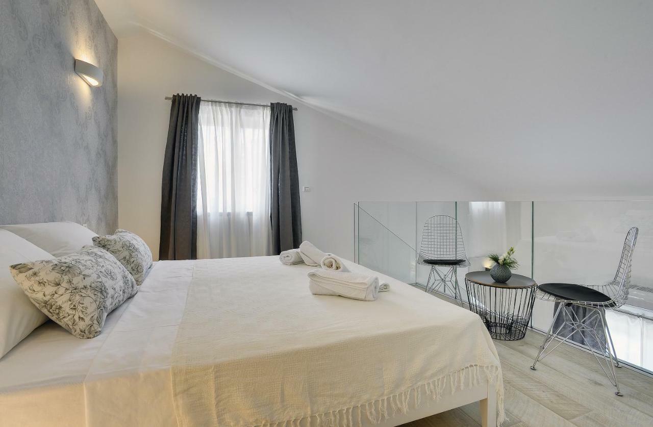 Apartma Gallery *