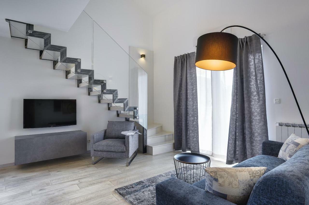 Apartma Gallery *